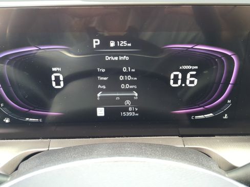 Used 2025 Kia Telluride S FWD image 19
