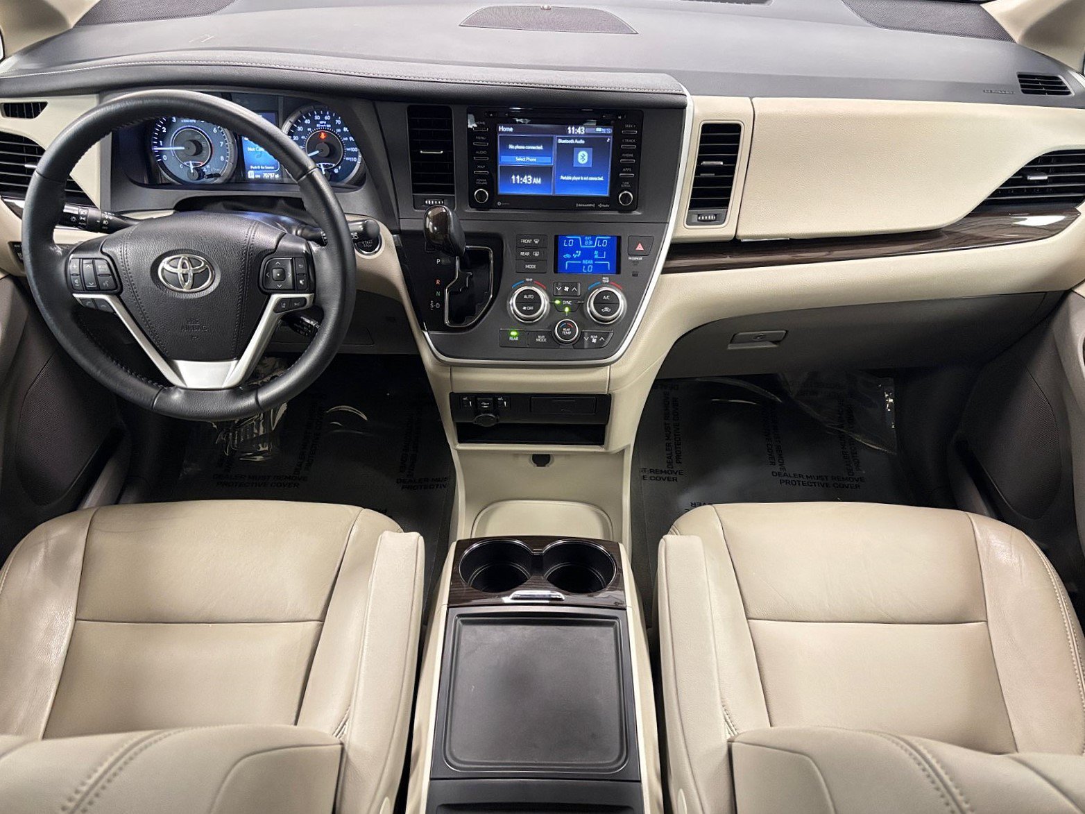 Used 2020 Toyota Sienna XLE FWD image 14