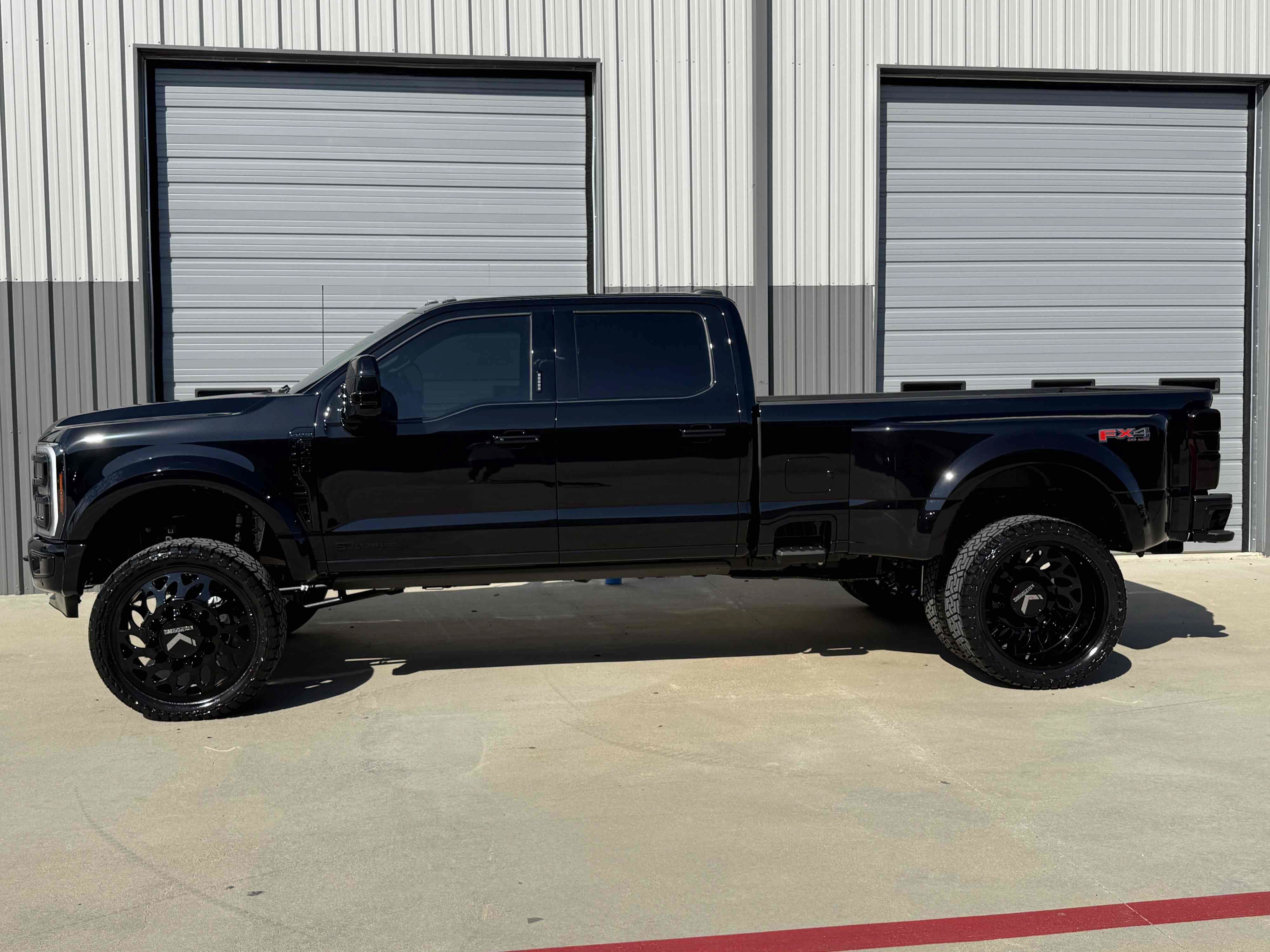 Used 2027 Ford F450 Platinum w/ Platinum Plus Package AWD/4WD image 64