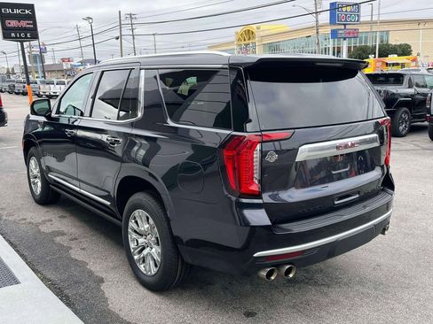 Used 2023 GMC Yukon Denali AWD/4WD image 5