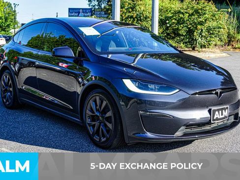 Used 2023 Tesla Model X AWD/4WD image 3