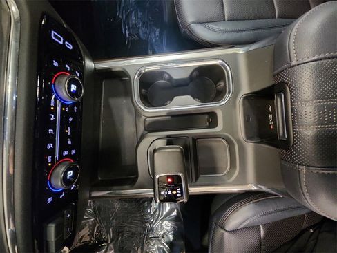 Certified 2025 Chevrolet Silverado 1500 High Country image 20