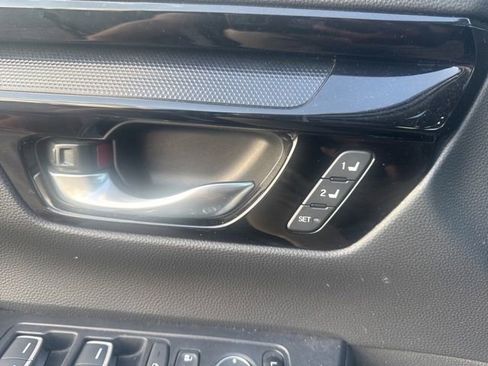 Used 2024 Honda CR-V Sport Touring image 5