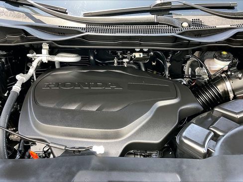 Used 2026 Honda Odyssey Elite image 13