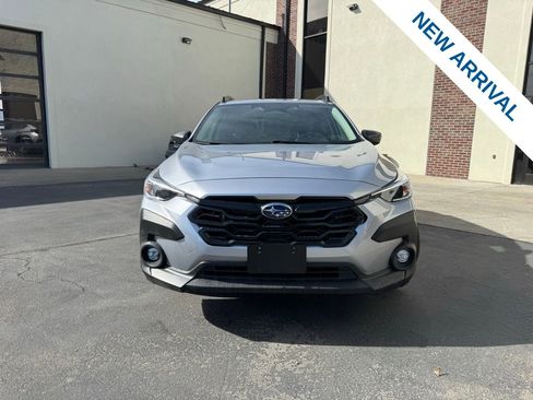 Used 2024 Subaru Crosstrek 2.0i Premium image 2
