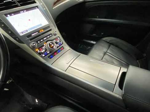 Used 2017 Lincoln MKZ Reserve image 28