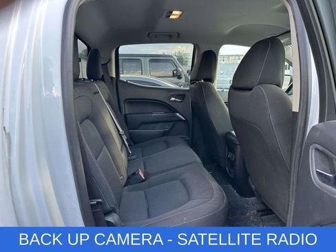 Used 2022 Chevrolet Colorado LT w/ LT Convenience Package RWD image 3