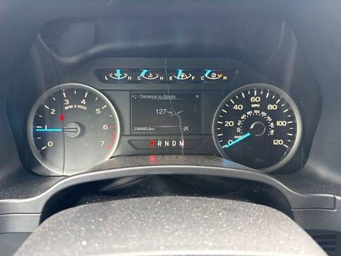 Used 2018 Ford F150 XLT AWD/4WD image 14