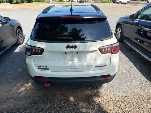 Used 2018 Jeep Compass Trailhawk w/ Navigation Group AWD/4WD image 5