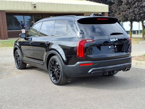 Used 2022 Kia Telluride SX AWD/4WD image 3
