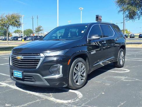Used 2023 Chevrolet Traverse High Country AWD/4WD image 12
