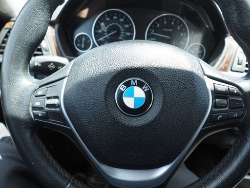Used 2015 BMW ActiveHybrid 3 RWD image 28