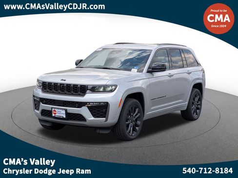 New 2026 Jeep Grand Cherokee Limited AWD/4WD image 1
