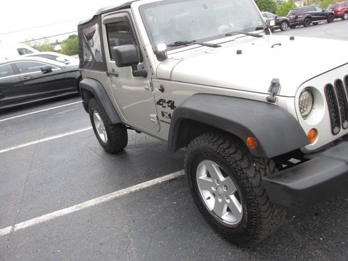 Used 2007 Jeep Wrangler X AWD/4WD image 38