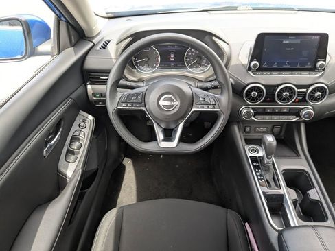 Used 2025 Nissan Sentra SV FWD image 15