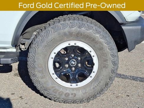Certified 2022 Ford Bronco Big Bend w/ Sasquatch Package image 11