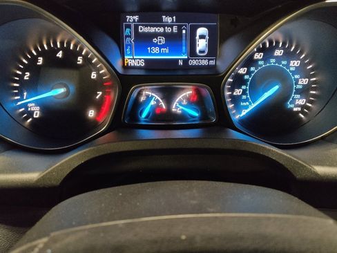 Used 2016 Ford Escape SE image 23