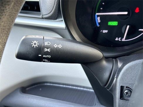 Used 2024 Toyota Sienna LE image 26