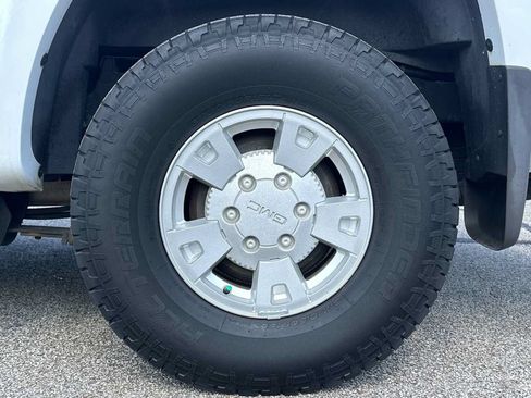 Used 2005 GMC Canyon SLE RWD image 14