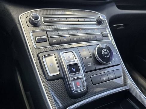Used 2023 Hyundai Santa Fe SEL FWD image 17