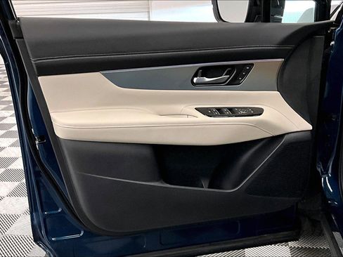 New 2025 Nissan Murano SL AWD/4WD image 30