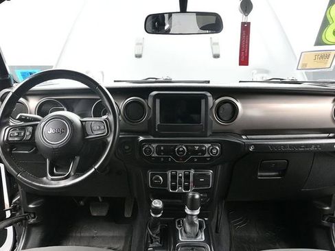 Used 2018 Jeep Wrangler Unlimited Sport S image 14