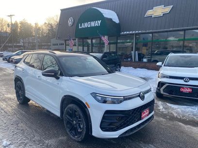 New 2025 Volkswagen Tiguan SE R-Line