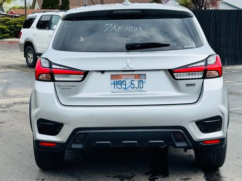 Used 2025 Mitsubishi Outlander Sport SE image 16