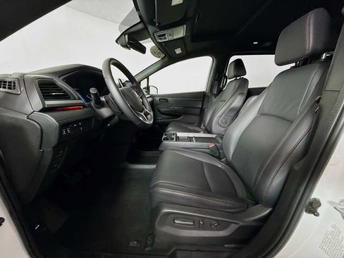 Certified 2023 Honda Odyssey Sport image 19