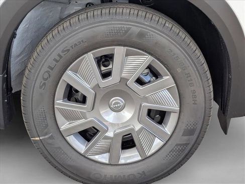 New 2026 Nissan Kicks S image 9