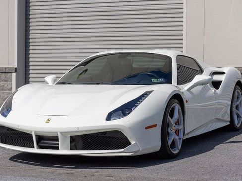 Used 2017 Ferrari 488 Spider RWD image 12