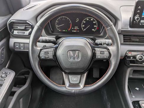 Certified 2023 Honda Pilot TrailSport image 24