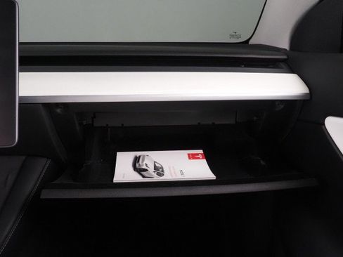 Used 2022 Tesla Model Y Performance image 37