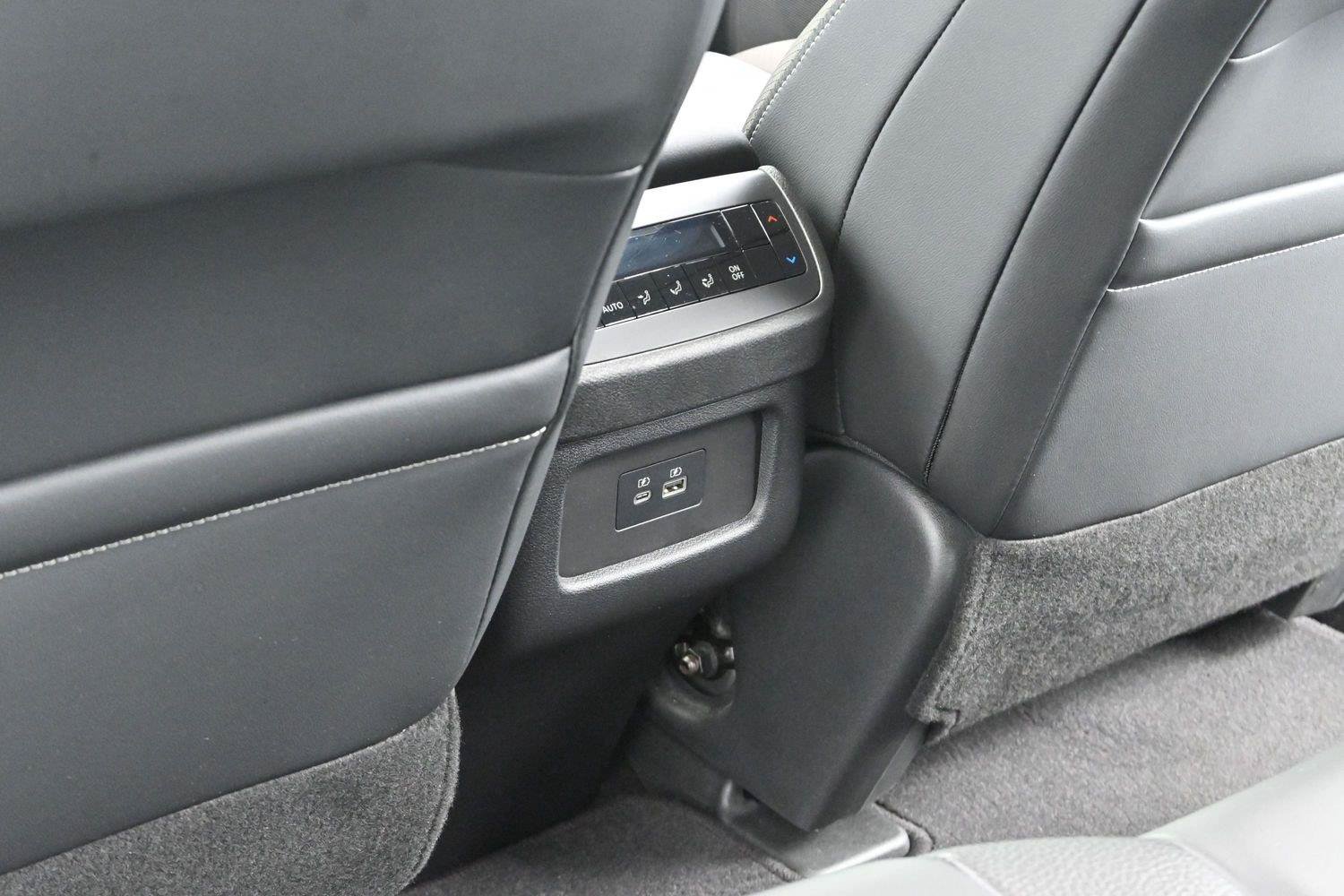 Used 2022 Nissan Pathfinder SL w/ Cargo Package AWD/4WD image 33