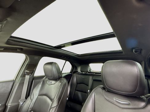 Used 2022 Cadillac XT4 Premium Luxury w/ Enhanced Visibility Package FWD image 23