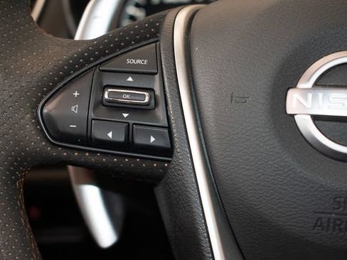Used 2023 Nissan Maxima SR FWD image 23