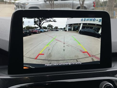 Used 2025 Ford Escape ST-Line Select image 18