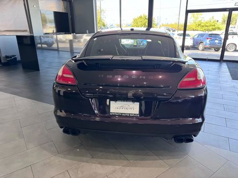 Used 2013 Porsche Panamera GTS image 4