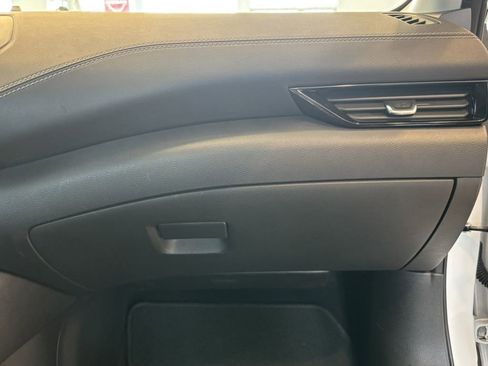 Certified 2023 Nissan Sentra SV image 32