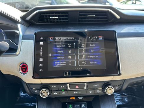 Used 2019 Honda Clarity Touring image 16