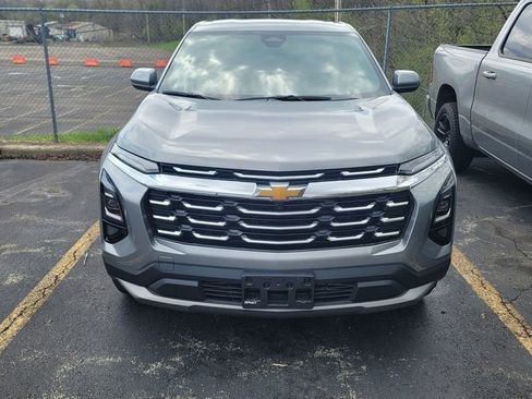 Used 2026 Chevrolet Equinox LT w/ Convenience Package II image 1