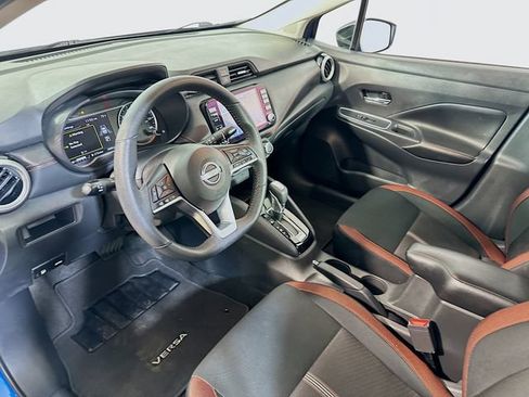 Used 2024 Nissan Versa SR FWD image 11