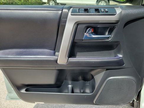 Used 2022 Toyota 4Runner Trail Special Edition AWD/4WD image 23