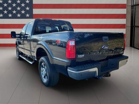 Used 2011 Ford F250 Lariat w/ Lariat Interior Pkg image 4