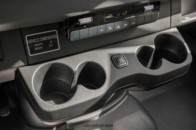 Used 2025 Mercedes-Benz Sprinter 2500 image 34