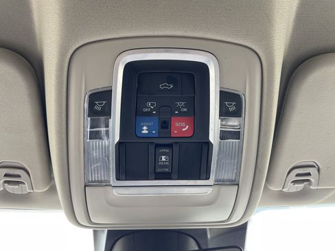 Used 2022 RAM 1500 Laramie image 19