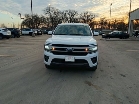 Used 2024 Ford Expedition XLT image 2