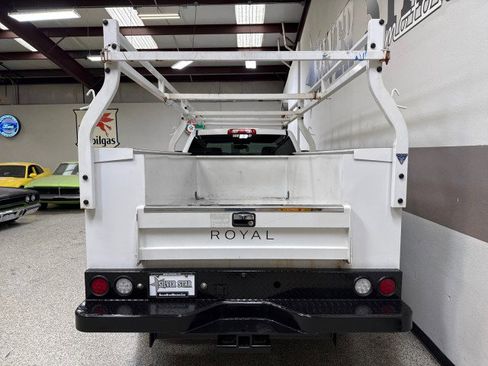 Used 2019 Chevrolet Silverado 2500 W/T w/ WT Convenience Package image 9