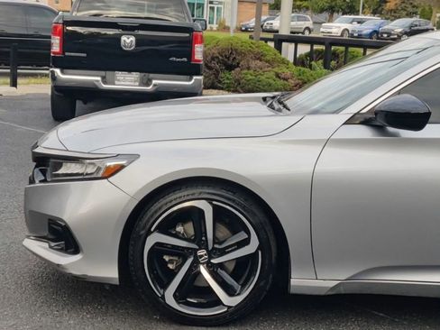 Used 2021 Honda Accord Sport image 5