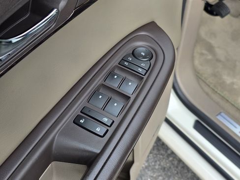 Used 2015 GMC Acadia Denali FWD image 18